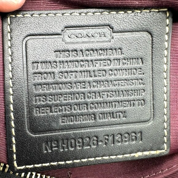 ⭐️SOLD⭐️ Vintage Coach Hampton Black Leather Satchel #F13961 - Picture 13 of 13